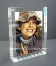 Acrylic/PMMA magnet photo frame