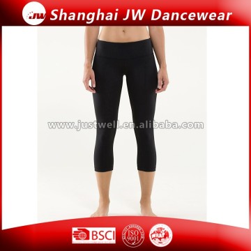 Ladies High Waist Yoga Capri, Plain Design capri