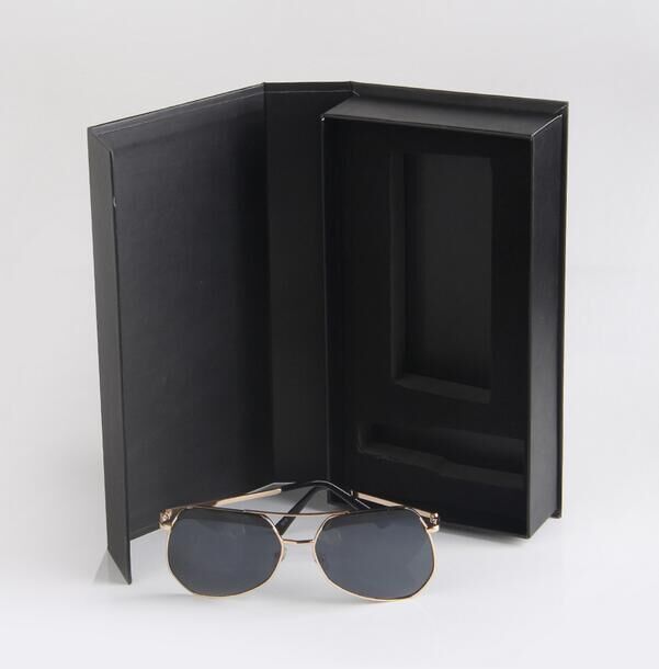 صندوق هدايا Matt Black Magnetic Eyewear