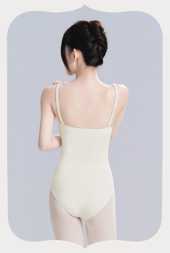 Женский плиссированный нейлоновый купальник без рукавов с ремешками Women's Strappy Pleated Nylon Sleeveless Leotard
