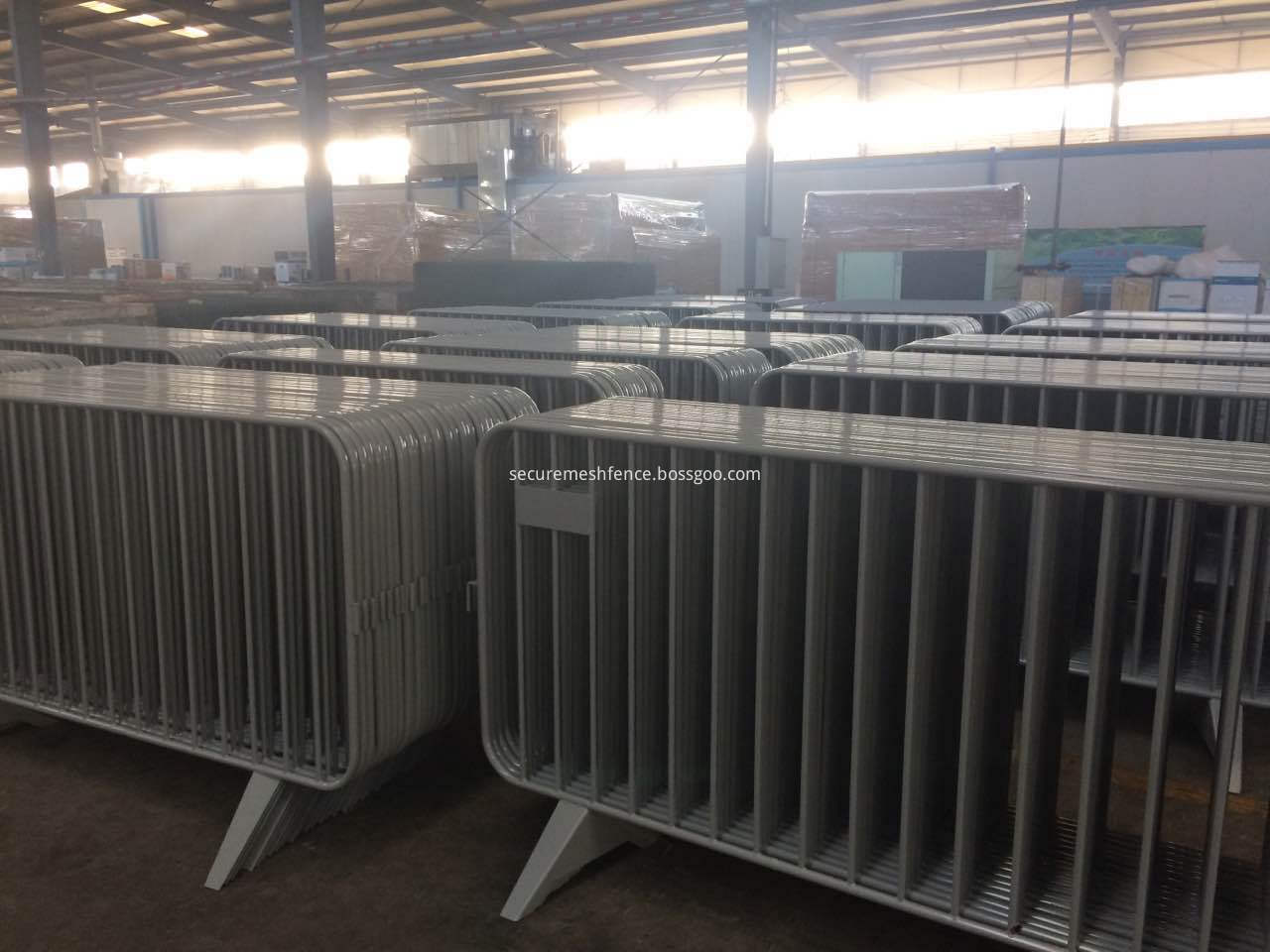 powder coating raod barriers