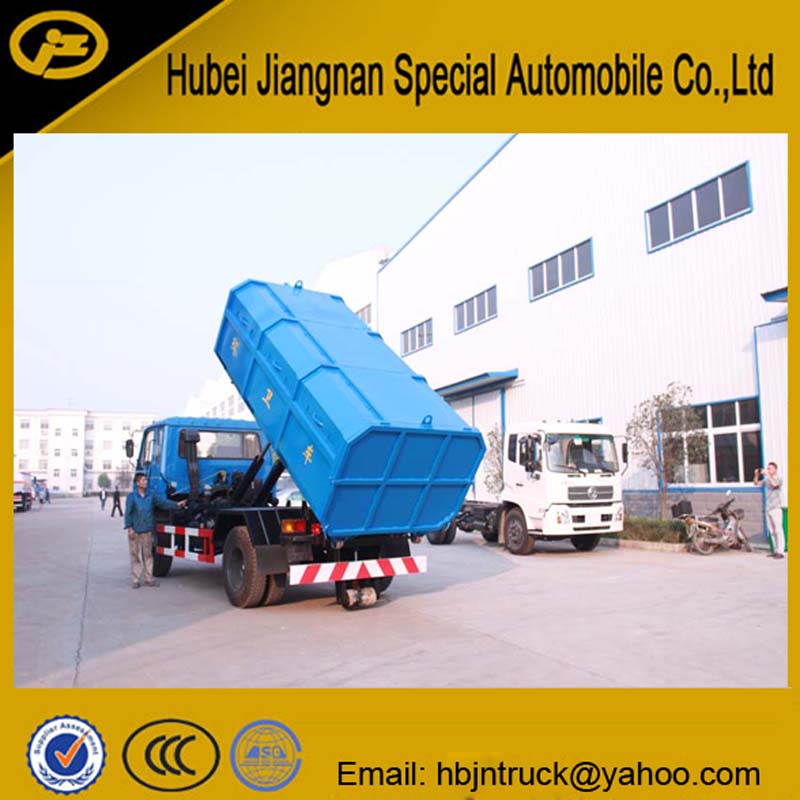 Hooklift Truck