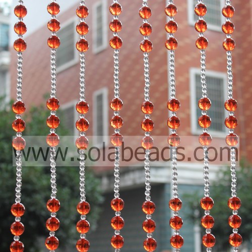 L&#39;idée de la garniture de guirlande de perles en acrylique de fil de 20 mm et 8 mm