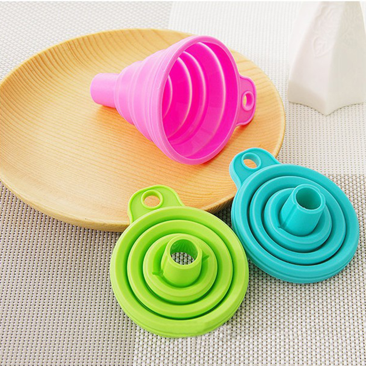 Silicone Collapsible Funnel Foldable Kitchen Funnel BPA Free Funnels for Kitchen, Bottle Oil Liquid Powder Transfer