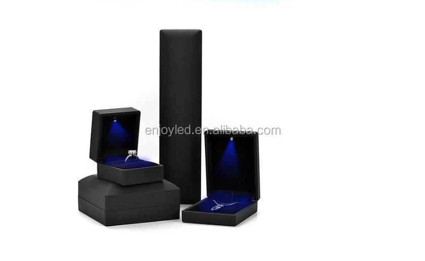 Wholesale Plastic LED Jewelry Box Wedding Ring Boxes With Led Light