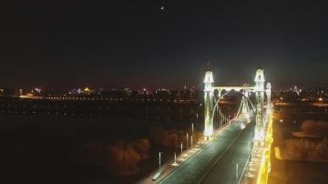 Pedestrian bridge design  truss bridge