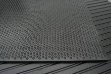 4'X6' Stable rubber mat