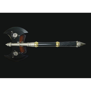 Innovative Artistic Axe Creations