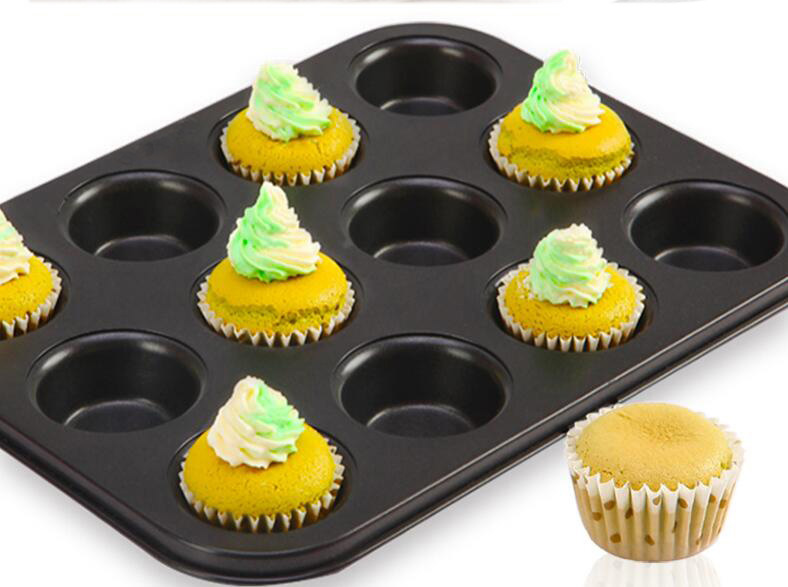 12 cavity muffin pan-black (8)