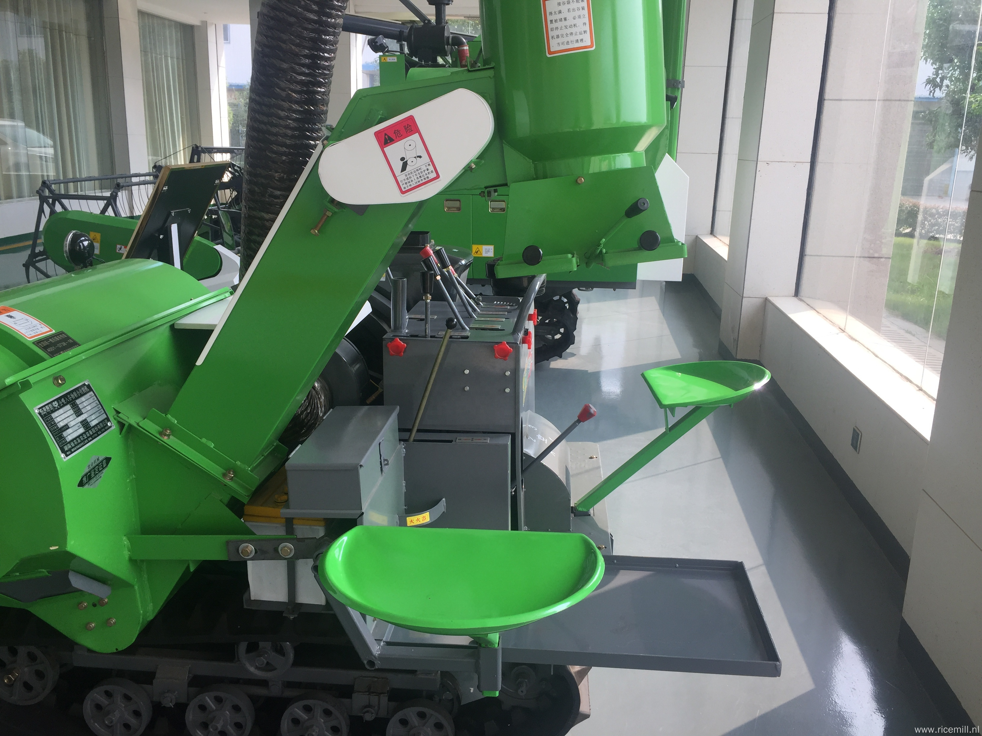 Factory Supplier Mini Rice Harvester for Sale 4LZ-1.0