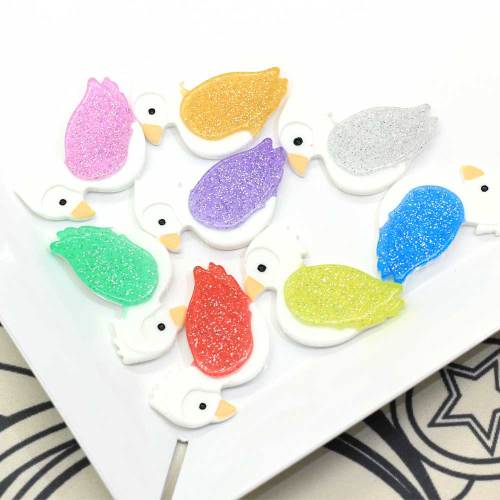 Simpatici mini uccelli colorati perline Charms con retro piatto Decorazioni fatte a mano Slime Filler Phone Shell Ornamenti Artigianato fai da te