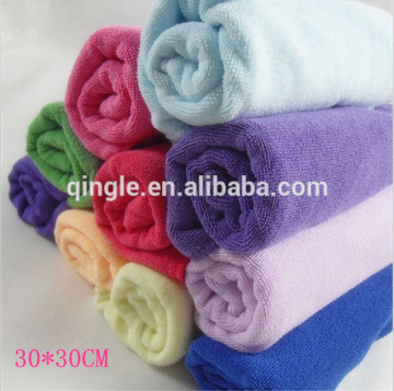Bright colored fabric microfiber clean wiper