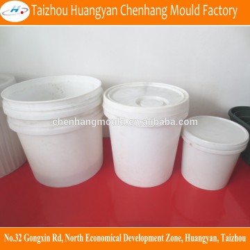 Plastic paint bucket moulding machine