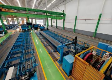 PC steel bar automatic material flipping rack