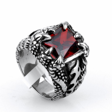 Domineering gem palace Retro Dragon claw ring