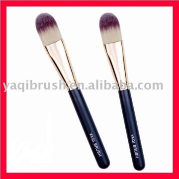 Taklon foundation brush