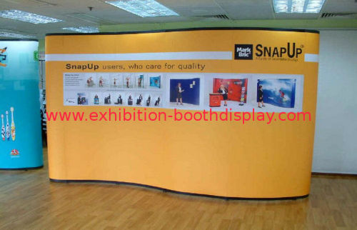Aluminum Pop Up Exhibition Stands , 3 X 4 Curved Magnetic Trade Show Displays