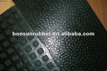 17mm thick solid stable standing rubber mats