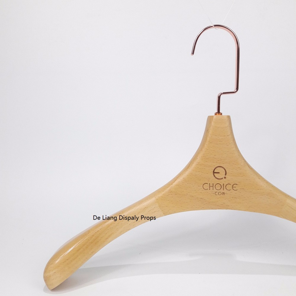 DLW215 Fashion wooden hanger natural color suits /coat display hanger wooden hanger with anti-slip paint at two ends