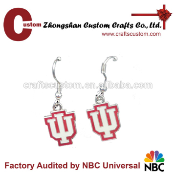 Hot Wholesale cheap Custom logo Souvenir earrings as gift in bulks