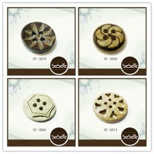 High Quality Natural Coconut Shell Buttons with Fashion Design