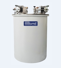 Solenoid superconducting magnet coils