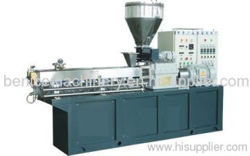 Plastic Products Extruding Machine 