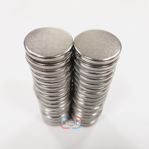 NdFeB permanent magnet with high magnetic energy