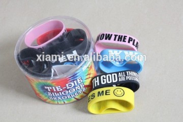 top fashion personalized wide debossed custom silicone bracelet