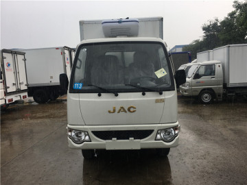 Light JAC cold storage meet refrigerator car