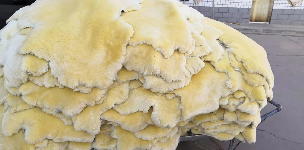 Tanned Sheepskin Fur for Saddle Pad Wholesale