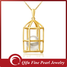 18ct Yellow Gold Cage Locket Freshwater Pearl Pendant without Stone