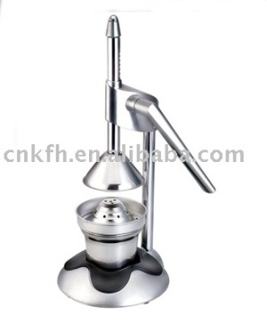 Hand juicer