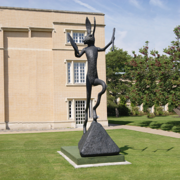 wholesale handmade metal crafts bronze rabbit for garden decor