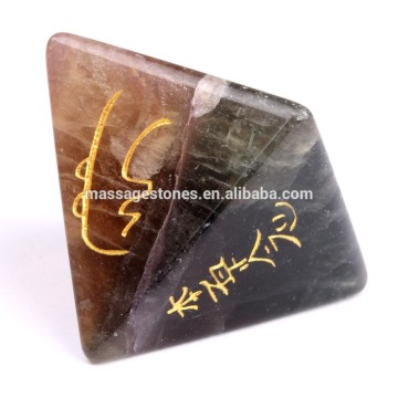 Natural Semi precious stone Pyramids Craved quartz healing stone pyramids