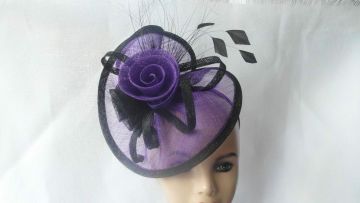 Ladies Purple And Black Fascinator Headpieces , Party Wedding Hats With Sinamay Rose