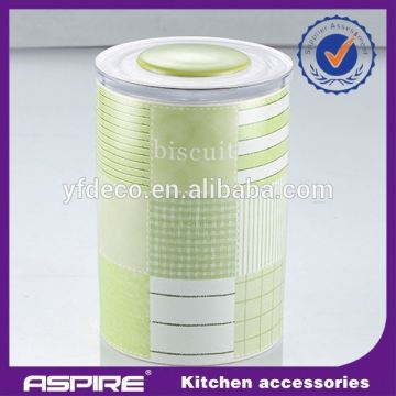 Home&Kitchen tea canister in can