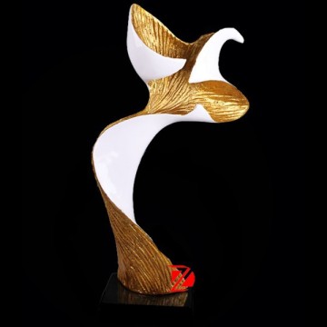 abstract resin dove statue in stock