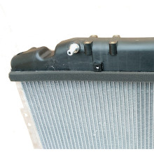 1300-500505 5801276204 Genlyon Truck Radiator