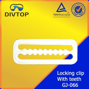 Diving belt locking clip