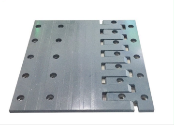 Finger/comb/teeth type expansion joints in bridges