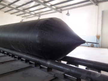 Heavy Lifting Marine Airbags