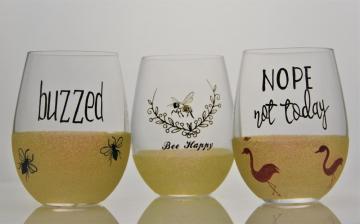 Custom Stemless Wine Glasses Bulk with Yellow Glitter