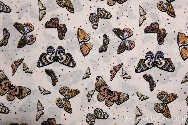 Hochwertige bedruckte Stoffe mit Schmetterlingsmuster