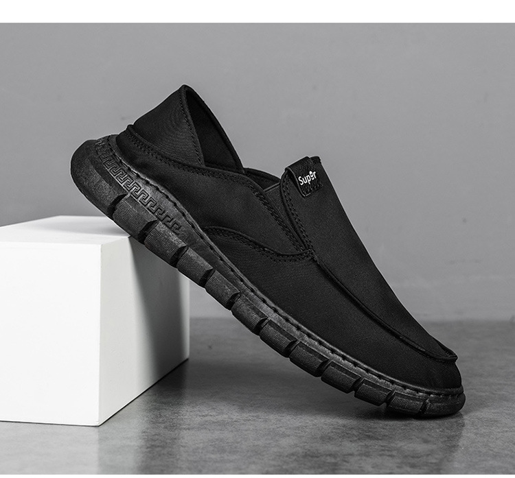 2021 New Umbrella Cloth Pedal Breathable Men's Shoes Foot Lazy Men's Casual Shoes