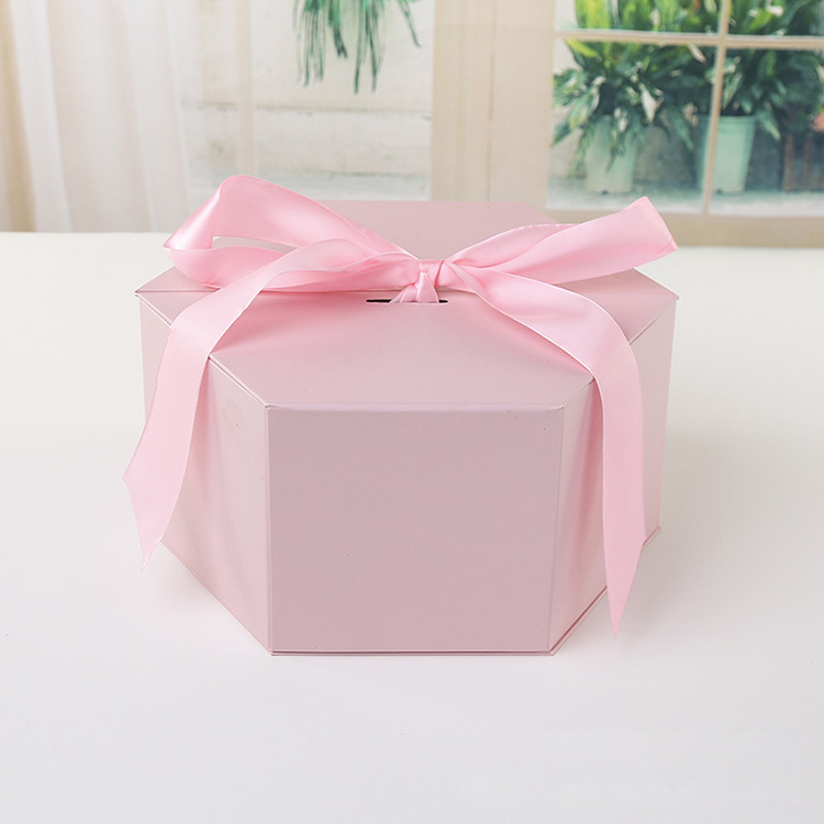 صندوق هدايا مفاجأة سداسية مخصصة للزهور