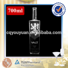 Cork top empty vodka 700ml glass bottles for alcohol drink