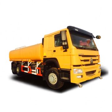 Sinotruk Howo Type de conduite 20CBM Water Spinkler Truck