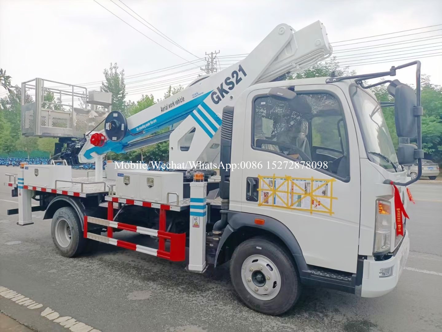 Camión de trabajo aéreo de Howo (6) HOWO Aerial Working Truck (6)