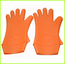 LFGB standard silicone cooking gloves